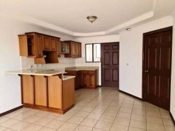 Hermoso Apartamento en Venta,  Moravia     CG-22-1922