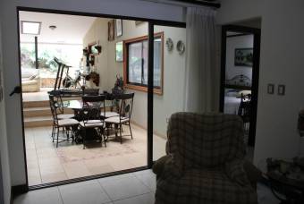 Se vende casa en Residencial Tres Ríos 