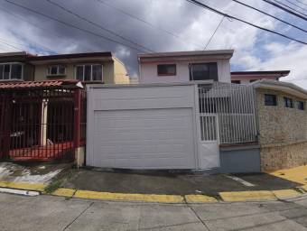 Casa en venta en Curridabat, San José. RAH 22-2553