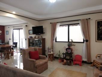 Casa en venta en Desamparados, Alajuela. RAH 22-1491