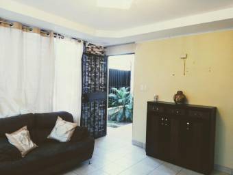 Casa en venta en Rohrmoser, San José. RAH 22-603