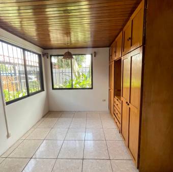 Casa en Venta en Desamparados, Alajuela. RAH 23-2312