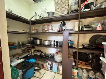 Se vende bella casa en Heredia 23-1923