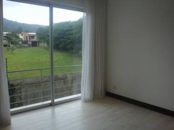 Bonito Apartamento con Piscina en Alquiler en Santa Ana. CG-23-2600