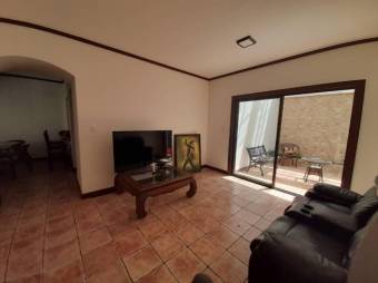 Se vende bella casa en Belén, San Antonio 23-1382