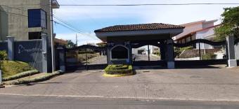 Casa en Venta en Grecia, Alajuela. RAH 23-2627