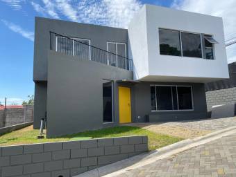 Casa en Venta en La Guácima, Alajuela. RAH 23-1955