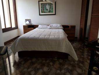 Casa en Venta en Desamparados, Alajuela. RAH 23-602