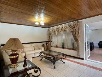 Casa en Venta en Alajuela. RAH 23-531