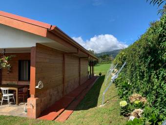 Casa en Venta en Poás, Alajuela. RAH 23-2427