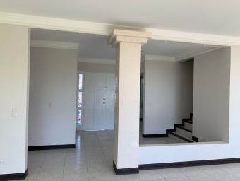 Casa en Venta en Alajuela. RAH 23-508