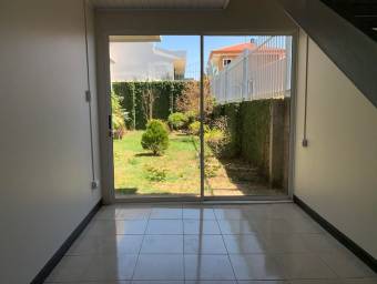 Casa en Venta en Alajuela. RAH 23-508