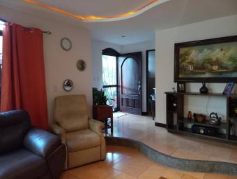 Casa en Venta en Atenas, Alajuela. RAH 23-1297