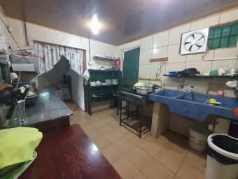 Excelente Local Comercial Bar-Restaurante en SanMateo de Alajuela en Venta. CG-23-1328, $ 175,000, 5, Alajuela, San Mateo