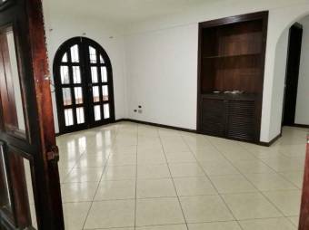 MLS-23-2565 VENTA CASA SAN RAFAEL ESCAZU 