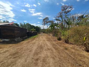 Excelente terreno de 8.000mts2 en el Centro de Orotina en Venta. CG-23-1332