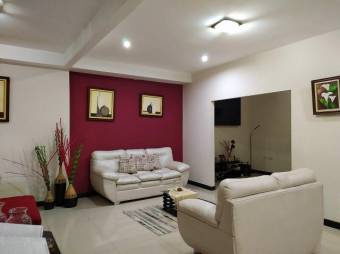 MLS-23-2077 VENTA CASA CURRIDABAT SAN JOSE 