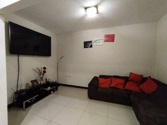 MLS-23-2077 VENTA CASA CURRIDABAT SAN JOSE 