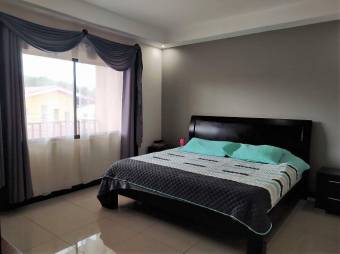 MLS-23-2077 VENTA CASA CURRIDABAT SAN JOSE 