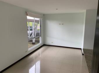 Casa en Venta en Desamparados, Alajuela. RAH 23-918