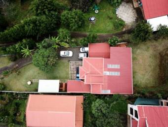 Casa en amplio terreno, Cajón de Grecia, Alajuela #1883