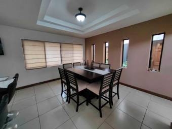 Casa en Venta en La Guácima, Alajuela. RAH 23-277