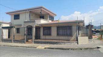 Hermosa casa Esquinera en CartagoAguaCaliente en Venta. CG-23-2978