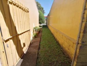 Casa en Venta en Tambor, Alajuela. RAH 23-1282