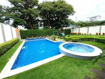 Fabuloso Apartamento con Piscina en La Uruca en Venta. CG-23-3020