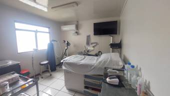 Excelente Edificio Ideal para Centro Medico o otro Proyecto en La Uruca en Venta. CG-23-2402, $ 200,000, 5, San José, San José