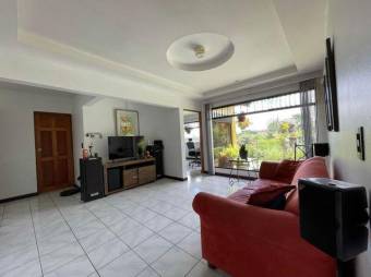 MLS-23-645 VENTA CASA ESCAZU SAN JOSE