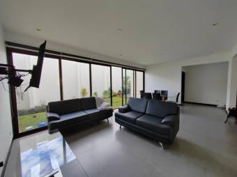 MLS-23-3080 ALQUILER APARTAMENTO SANTA ANA SAN JOSE