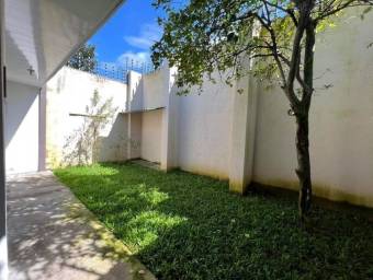 Casa en Venta en Alajuela. RAH 23-972