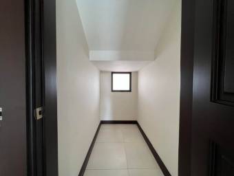 Casa en Venta en San Isidro, Heredia. RAH 23-1170