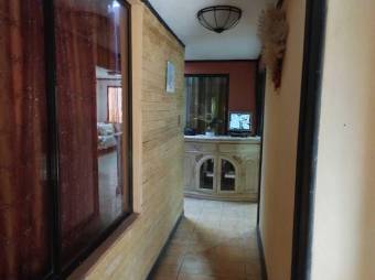 MLS-23-2918 VENTA CASA BARVA HEREDIA