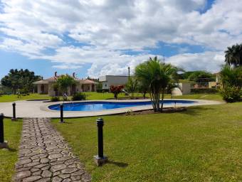 Casa en Venta en El Coyol, Alajuela. RAH 23-1062