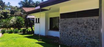 Preciosa casa con Piscina en Quintas del Trópico en Venta. CG-23-3178