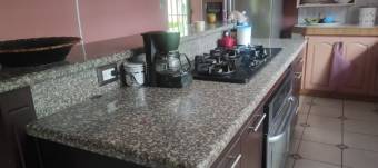 Moderna y Bonita casa en Montelimar de Guapiles en Venta. CG-23-2532