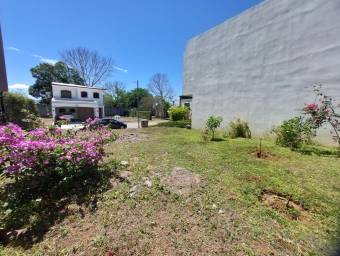 Excelente Lote con mas de 200Mts2 en Condominio de Alajuela en Venta. CG-23-2182