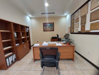 Local Comercial en el Centro de Rohrmoser en Venta. CG-23-2206, $ 1,250,000, 6, San José, San José