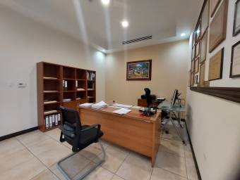 Local Comercial en el Centro de Rohrmoser en Venta. CG-23-2206, $ 1,250,000, 6, San José, San José