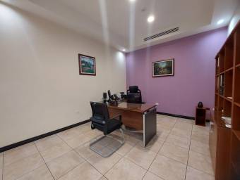 Local Comercial en el Centro de Rohrmoser en Venta. CG-23-2206, $ 1,250,000, 6, San José, San José