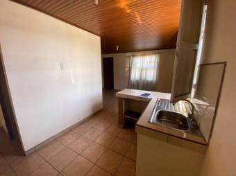 MLS-23-3226 VENTA PROPIEDAD CON 2 APARTAMENTOS TIBAS SAN JOSE