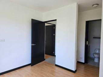 MLS-24-1598 VENTA APARTAMENTO CURRIDABAT SAN JOSE 