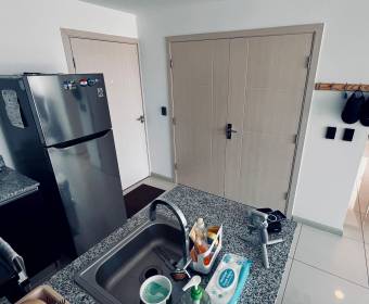 Apartamento de 3 habitaciones a la venta en condominio Bambú 106 ubicado en Lagunilla de Heredia.