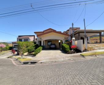 Casa de 2 plantas a la venta en Loa Castillos de La Guacima, Alajuela 