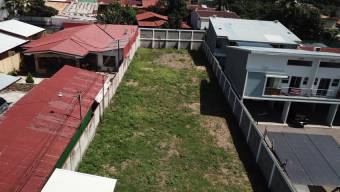 Se vende lote completamente plano con 310m2 en Pozos de Santa Ana 24-521