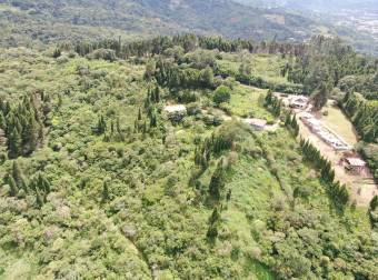 Venta de Finca en Tres Ríos de La Unión, Cartago. 