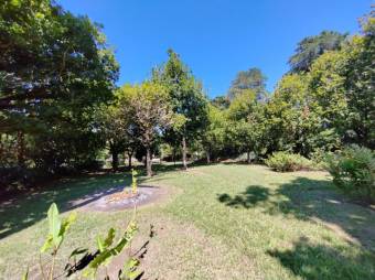 Se vende finca con un lote de mas de 36,400m2 en Ángeles de San Rafael 24-1448