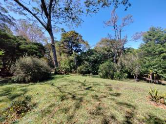 Se vende finca con un lote de mas de 36,400m2 en Ángeles de San Rafael 24-1448